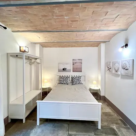 Le Due Lagune Bed & Breakfast 4*